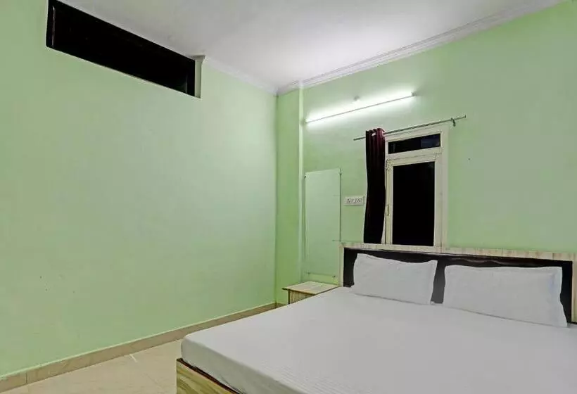 ホテル Oyo Narayan Guest House