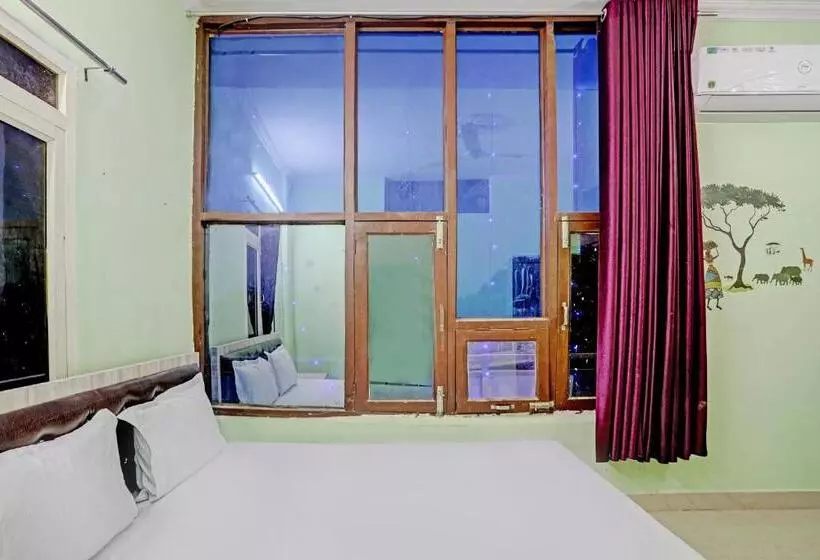 ホテル Oyo Narayan Guest House
