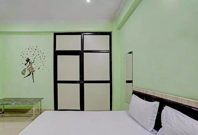 ホテル Oyo Narayan Guest House
