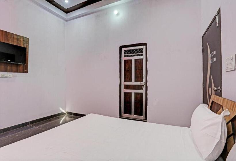 호텔 Oyo Royal Palace