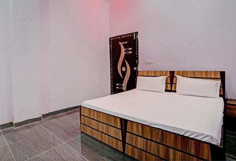 호텔 Oyo Royal Palace