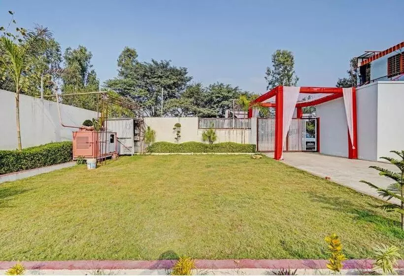 Hotelli Oyo Vashudev Garden