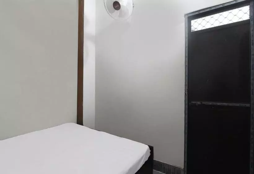 ホテル Spot On Om Guest House