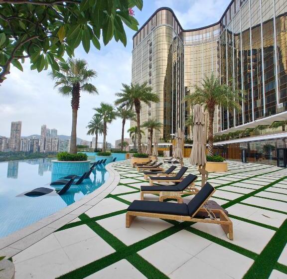 Hotel Yoho Treasure Island