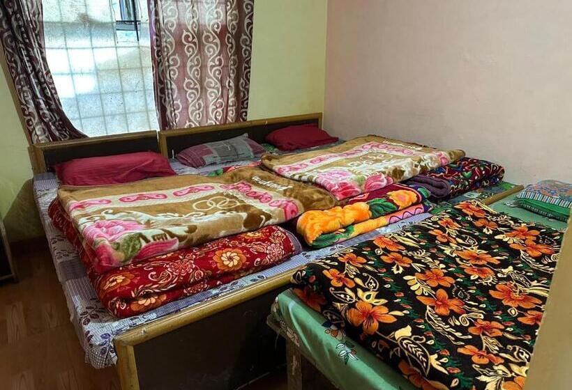 Kedarnath Near Prithvi Yatra Hotel And Doormatry