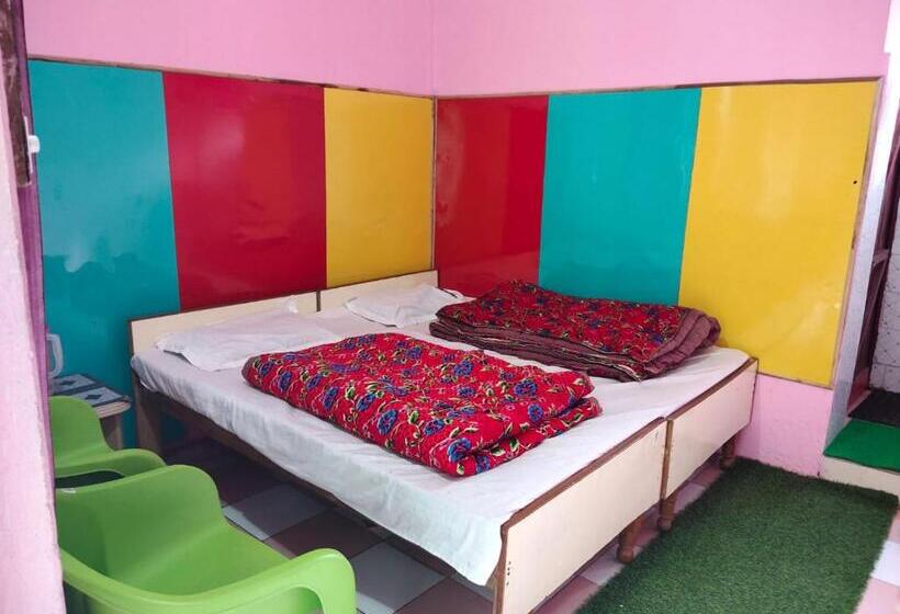 Kedarnath Near Prithvi Yatra Hotel And Doormatry