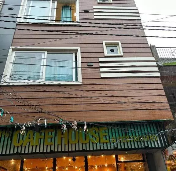 ペンション Avadh Guest House