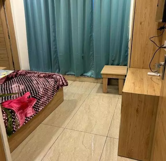 ペンション Avadh Guest House