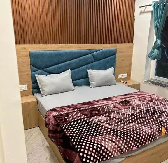 ペンション Avadh Guest House