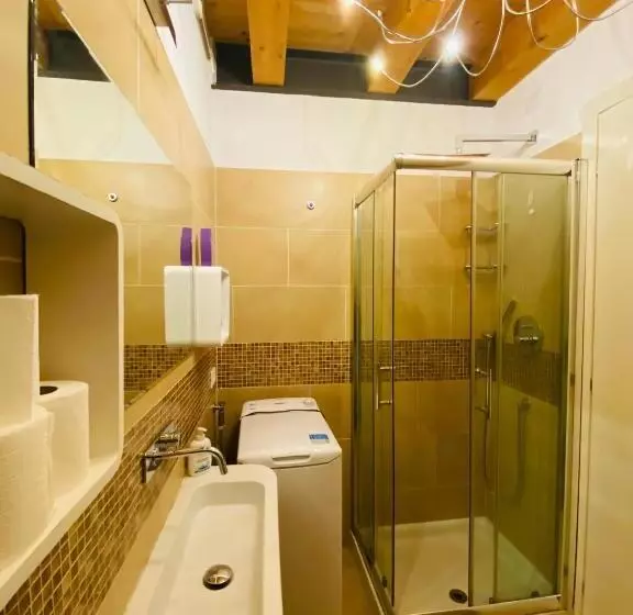 پانسیون Central Luxury Garden Guest House