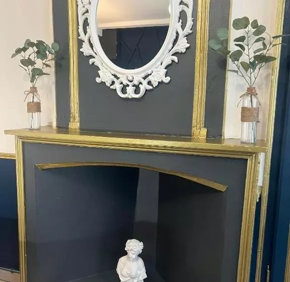 پانسیون Studio Royal Saint Omer Centre