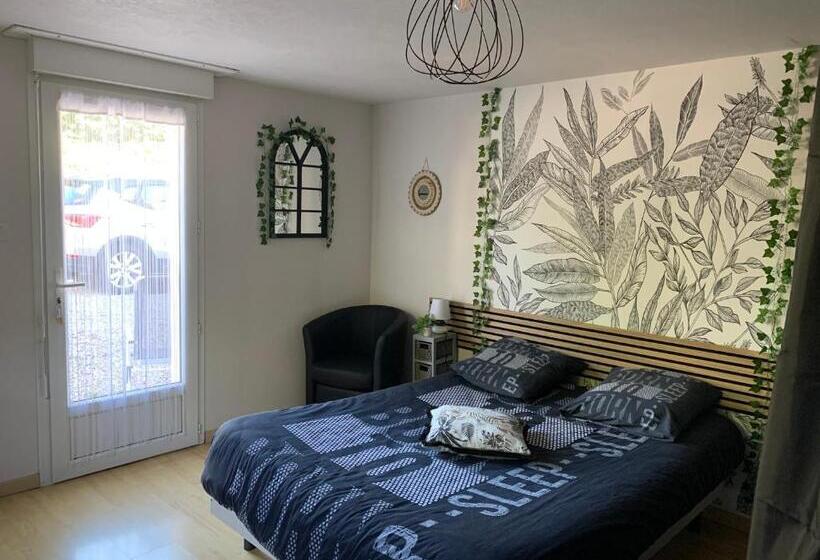 פנסיון Une Agreable Chambre Independante