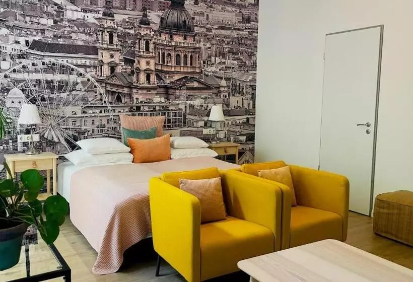 Retkeilymaja Fifteen Boutique Rooms Budapest With Self Check In