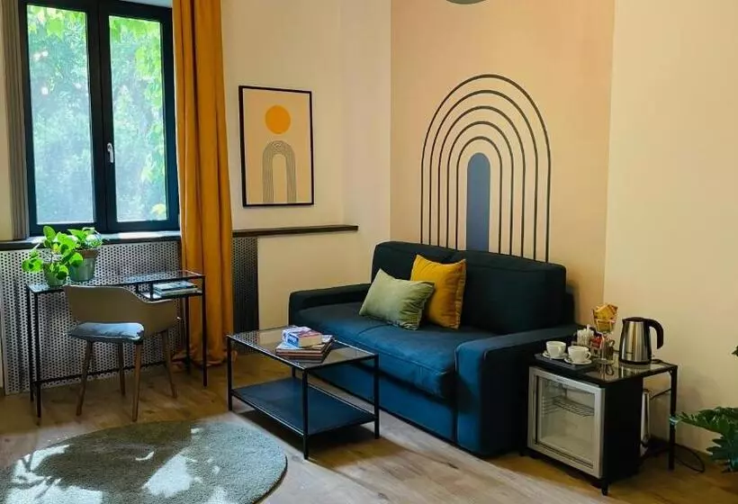 Retkeilymaja Fifteen Boutique Rooms Budapest With Self Check In