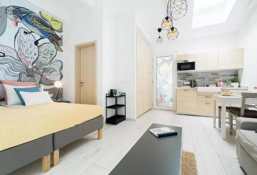 Retkeilymaja Fifteen Boutique Rooms Budapest With Self Check In