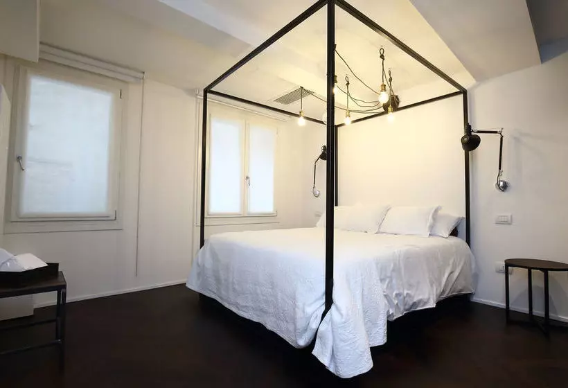 Emilia Suite Relax