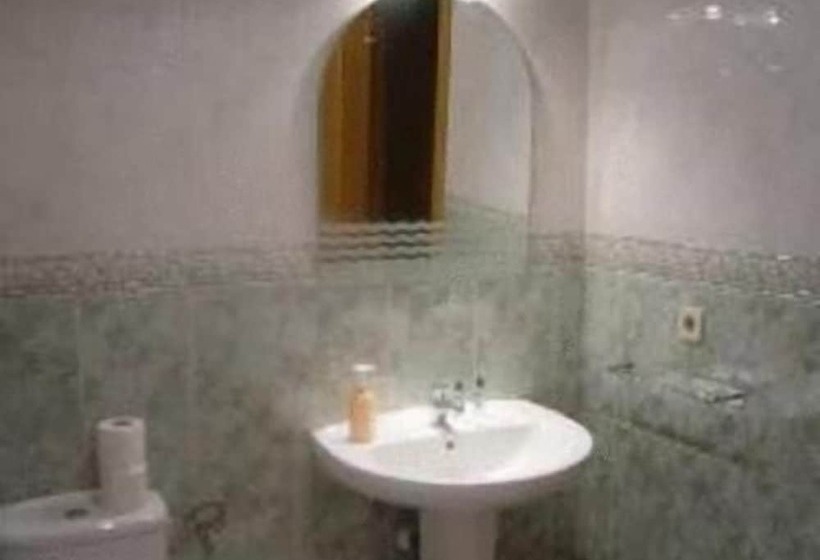 Hostal Emilio Barajas