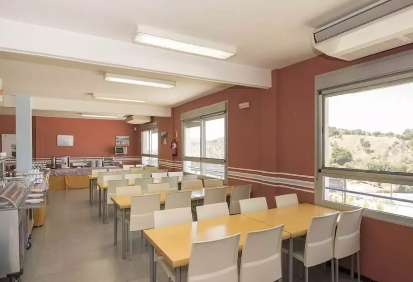هتل Albergue Inturjoven Constantina   Hostel
