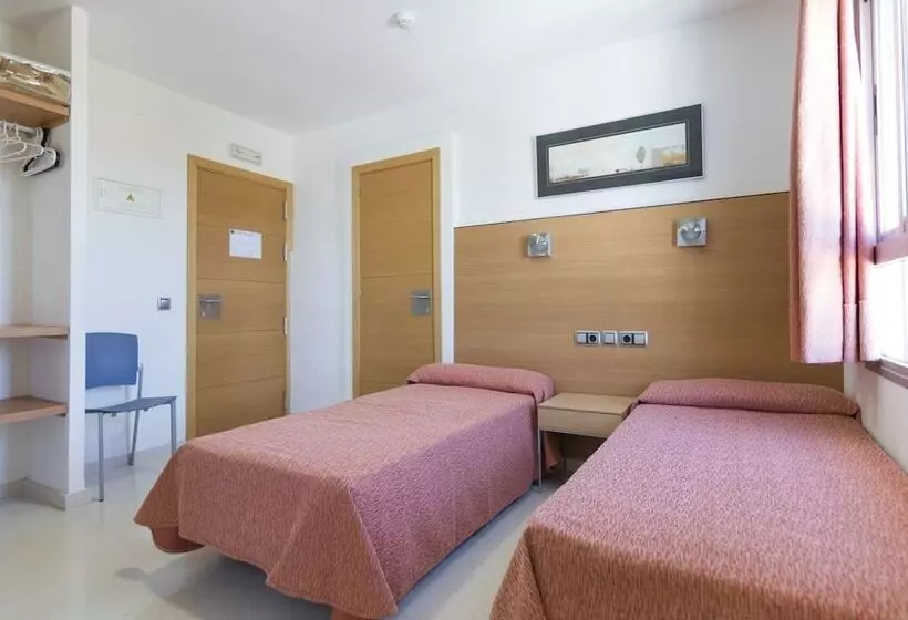 هتل Albergue Inturjoven Constantina   Hostel