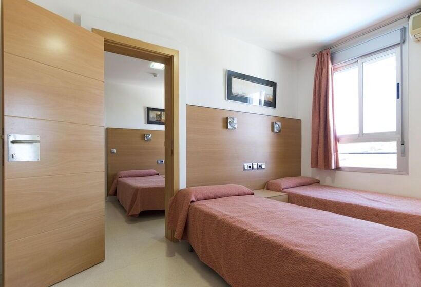 בית מלון כפרי Albergue Inturjoven Constantina   Hostel