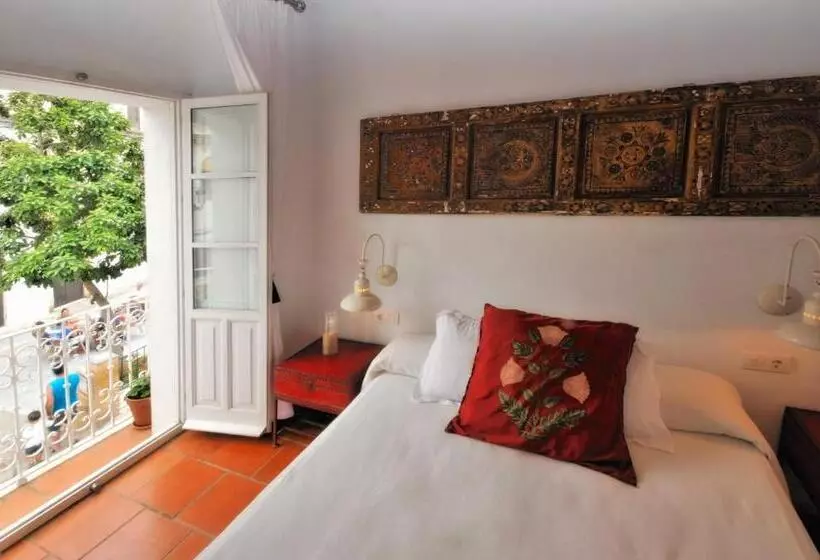 هتل Benali Guest House