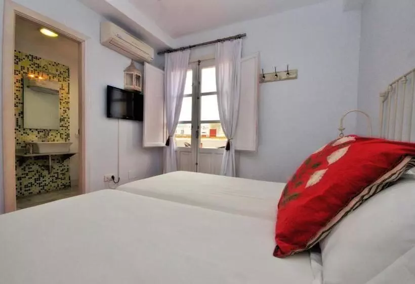 هتل Benali Guest House