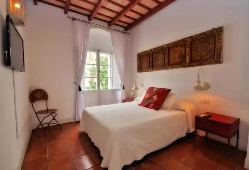 هتل Benali Guest House