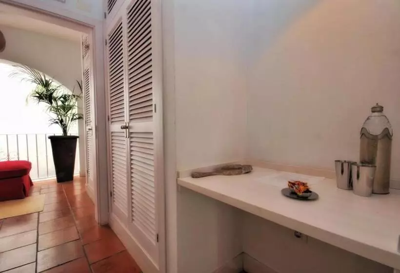 هتل Benali Guest House