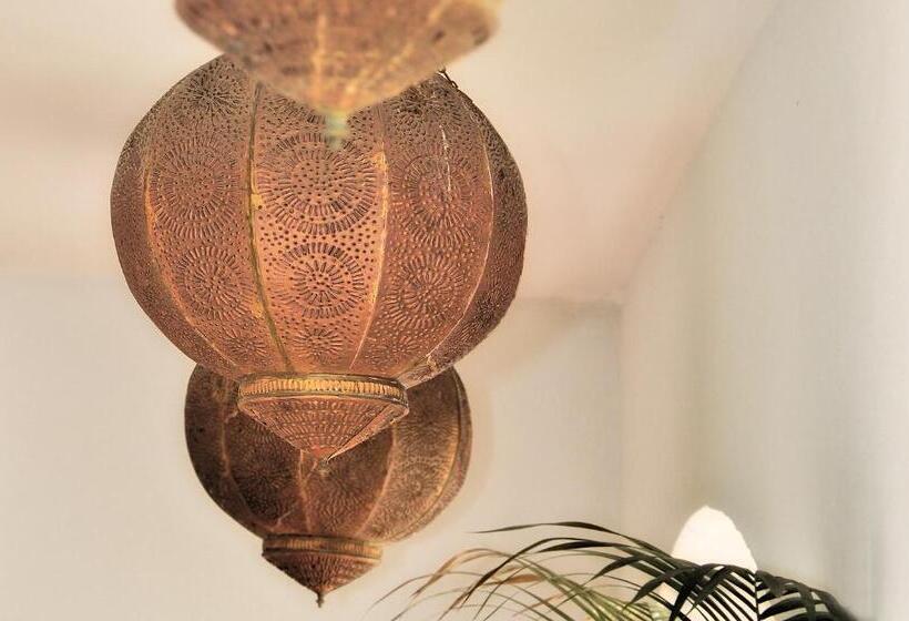 فندق Benali Guest House