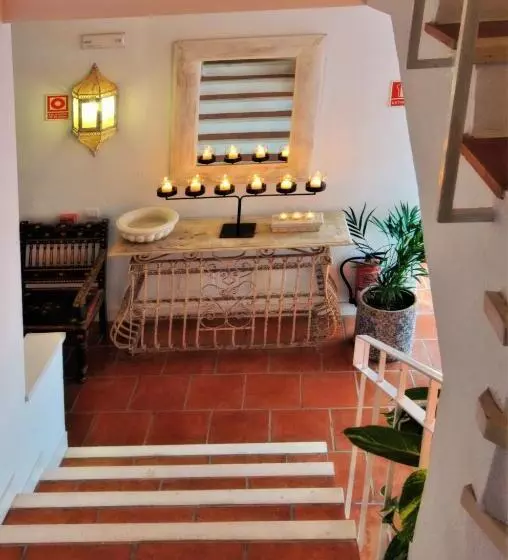 هتل Benali Guest House