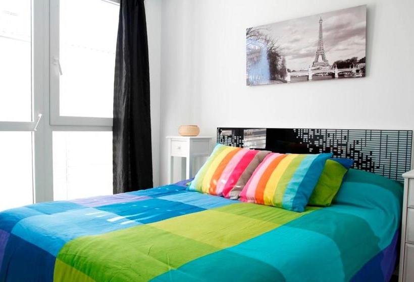 בית מלון כפרי Can Muntaner Apartments