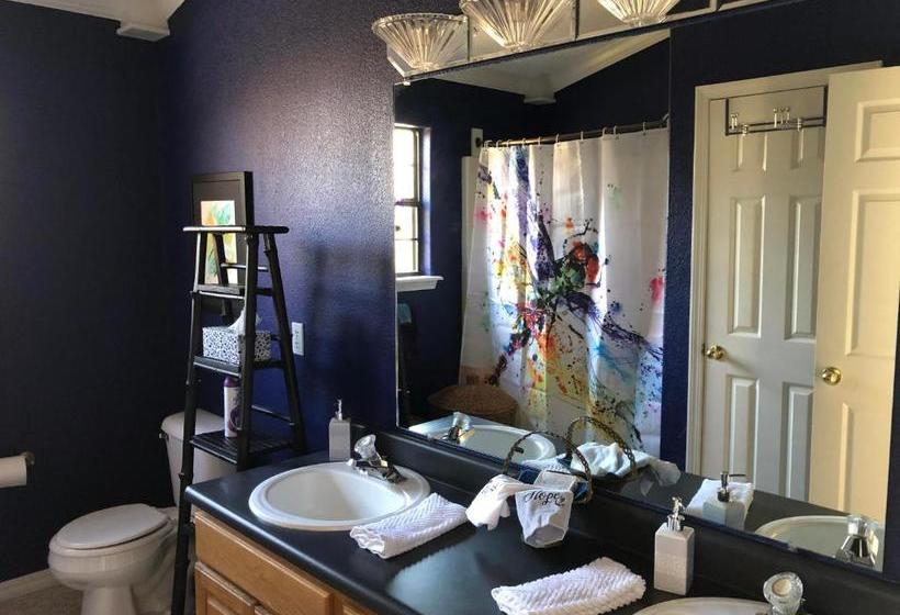 هتل Dragonfly Mountain Lodge