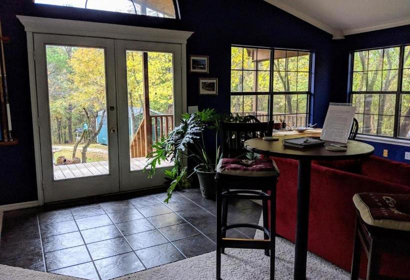 هتل Dragonfly Mountain Lodge