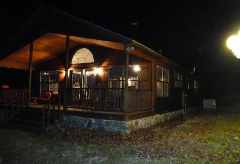 هتل Dragonfly Mountain Lodge