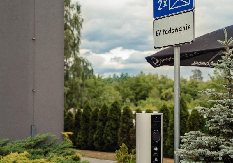 酒店 Faros Gdansk Airport