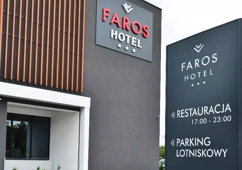 ホテル Faros Gdansk Airport