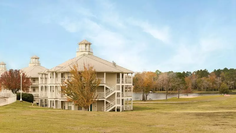 ホテル Holiday Inn Club Vacations Piney Shores Resort At Lake Conroe