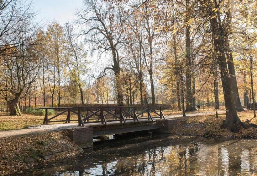 Hotel I Restauracja Brochów