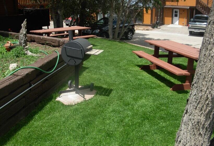 فندق Murphy's River Lodge