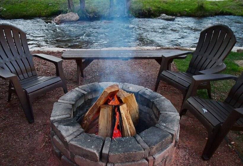 فندق Murphy's River Lodge