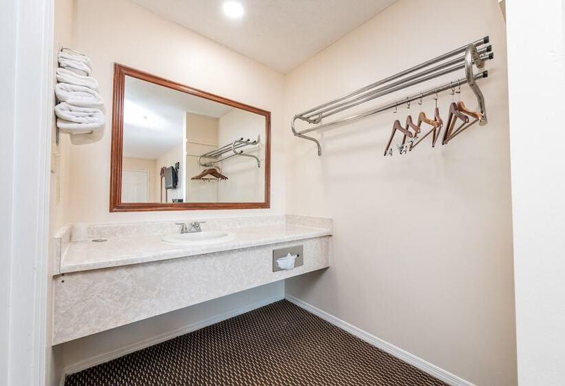 Отель Sunrise Inn