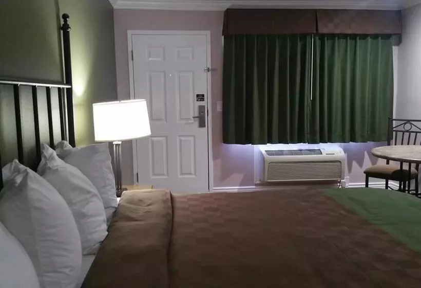 هتل Verde Valley Inn