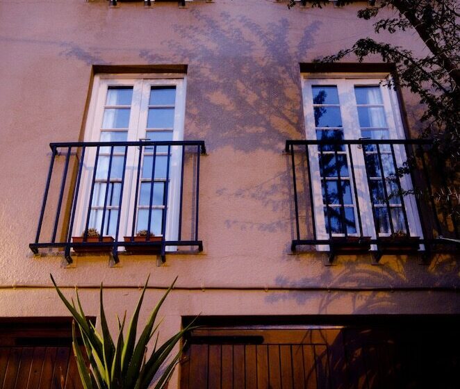 בית מלון כפרי Villa Costa Rose   No Loadshedding