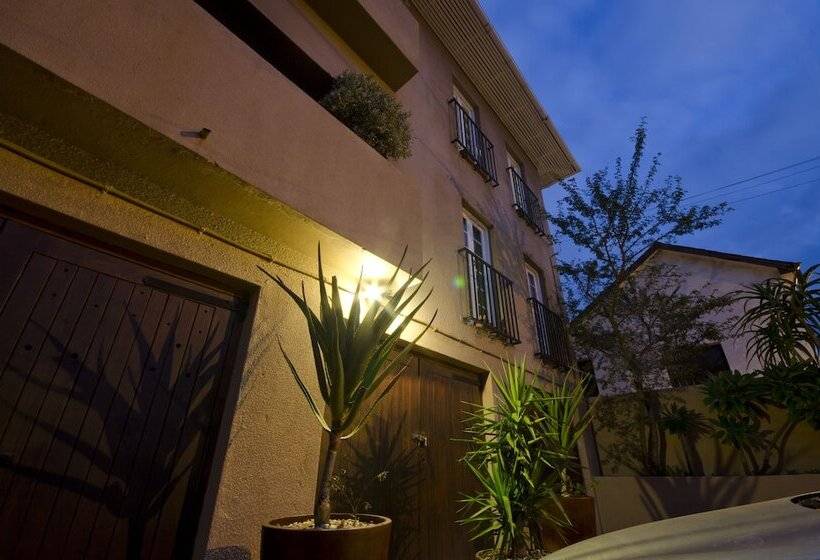 בית מלון כפרי Villa Costa Rose   No Loadshedding