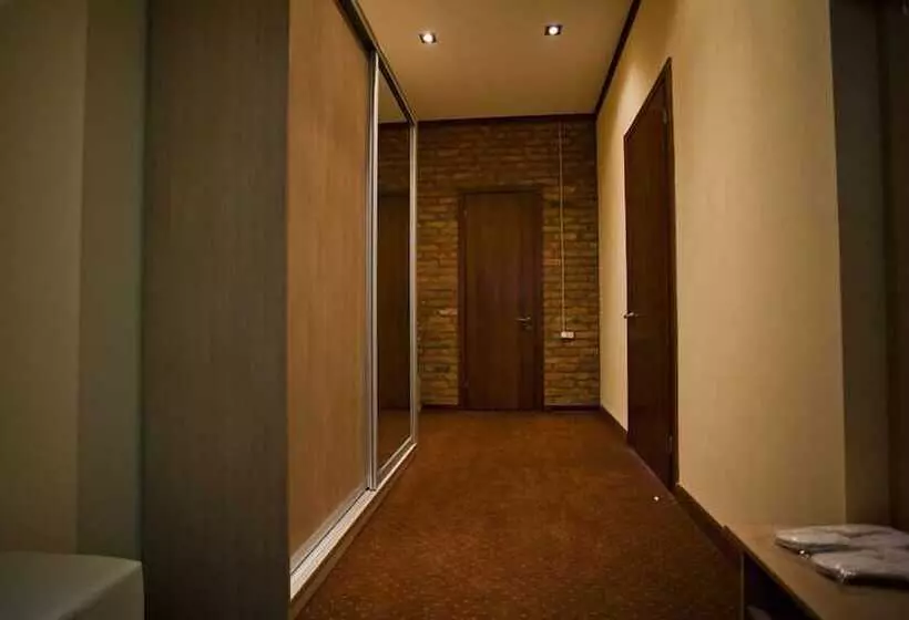 هتل Vorontsov Appartments