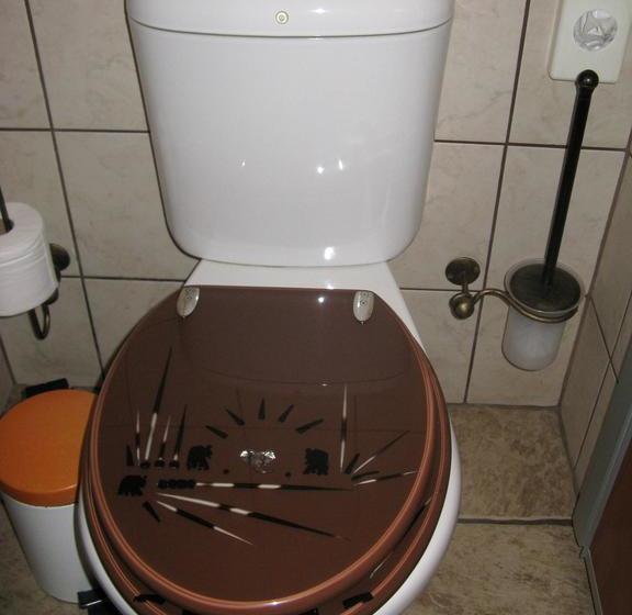 Отель Willy's Chateau