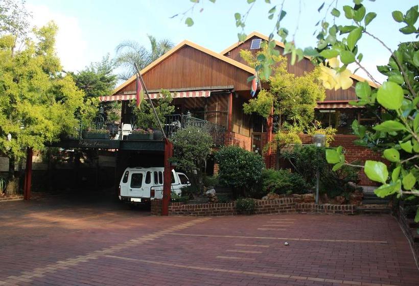 Отель Willy's Chateau