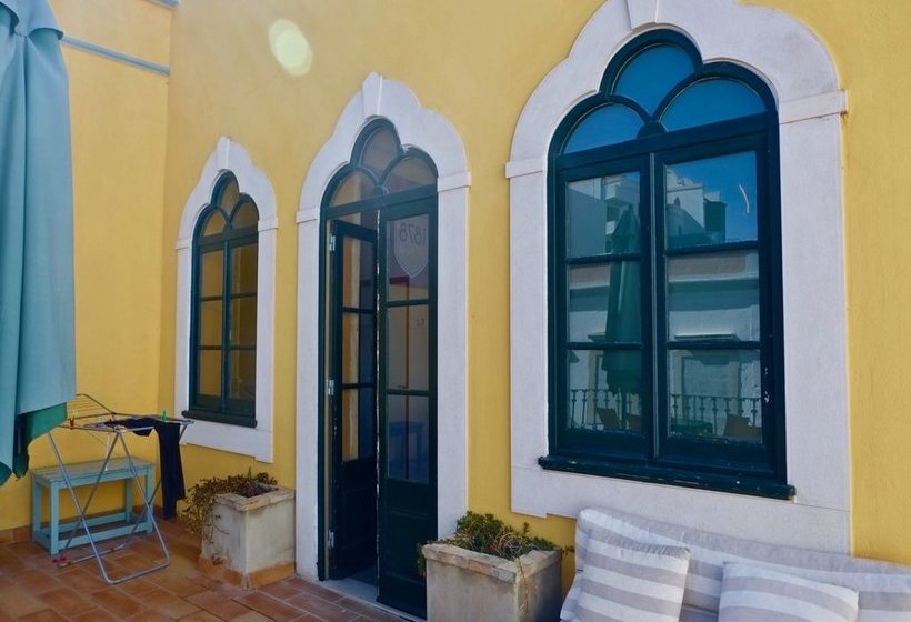 Hub 1878 Faro Hostel