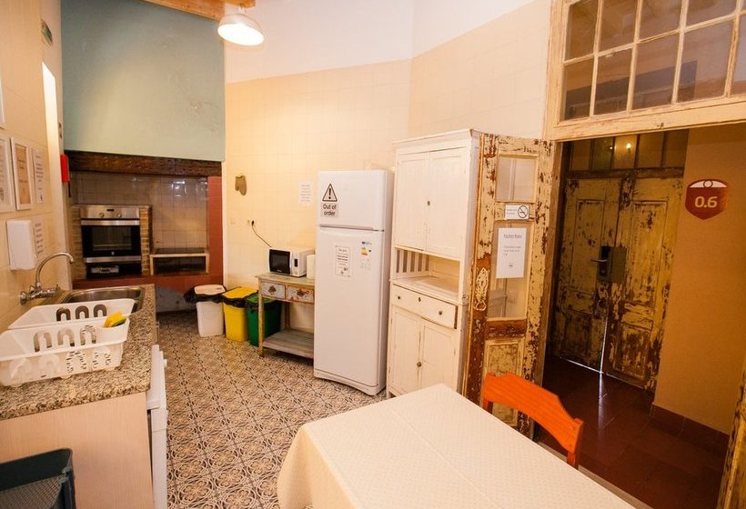 Hub 1878 Faro Hostel