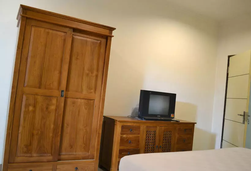 Ivanka Airport Inn